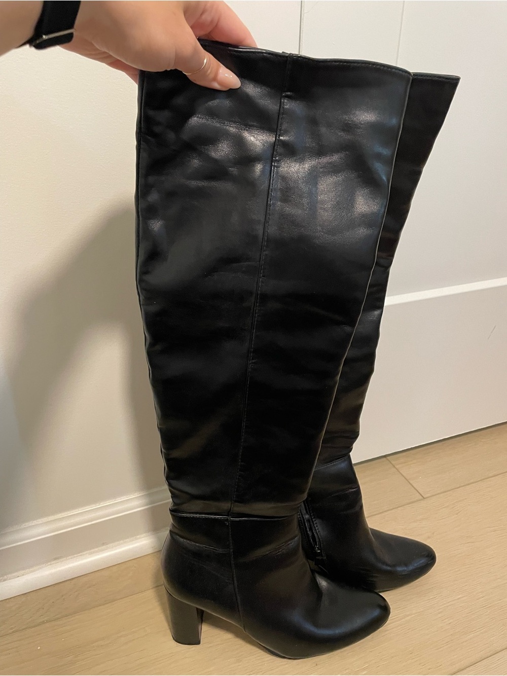 Black Over the Knee Heeled Women's Boots